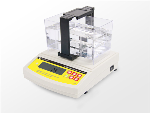 高精度錫純度檢測儀DE-120K是業(yè)界采用較為廣泛的貴金屬純度檢測儀器，不損壞樣品、能快速、簡單、準(zhǔn)確的區(qū)別與檢測黃金的K數(shù)、鉑金PT值、其它貴金屬純度%、及密度值。

